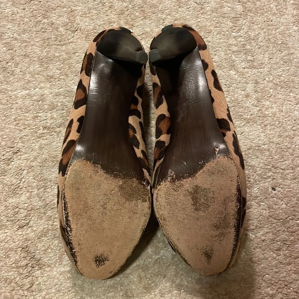 Stuart Weitzman leopard pumps - Picture 4 of 8